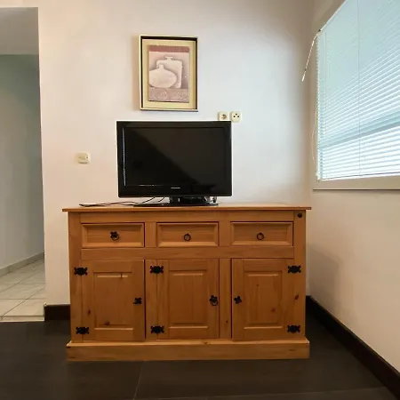 Enchanting In With Sea View Terrace Апартаменты