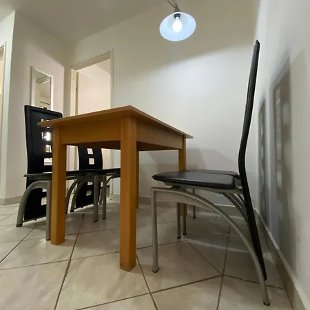Apartmán Enchanting In With Sea View Terrace