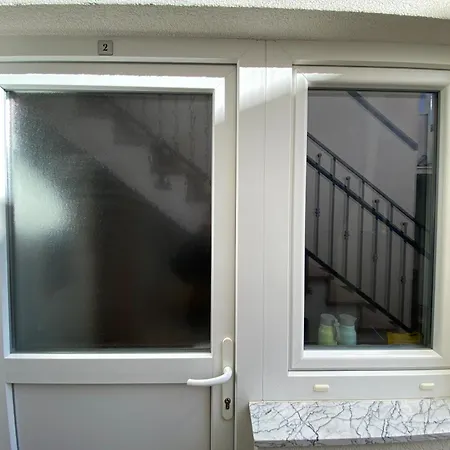 Apartmán Enchanting In With Sea View Terrace